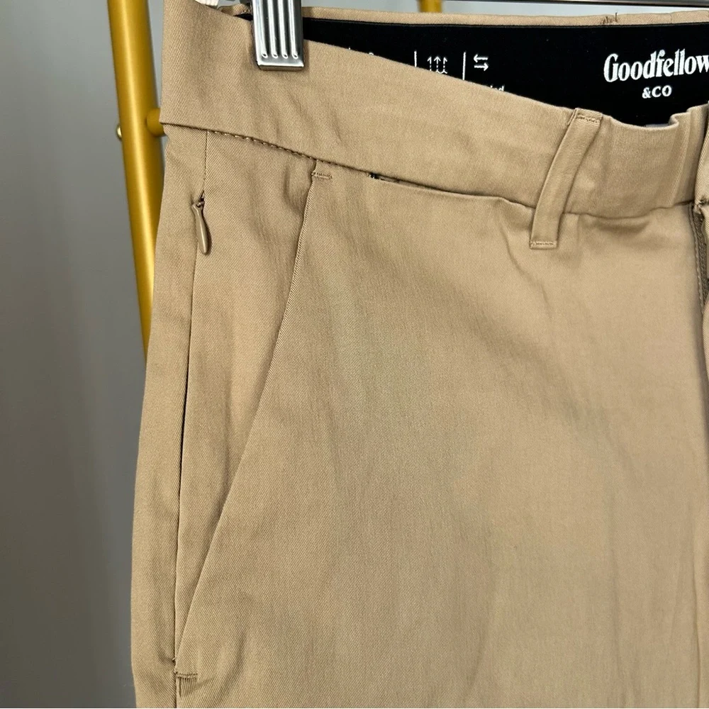 Goodfellow & Co Men's slim tech chino wrinkle resistant in tan brown size 30x32